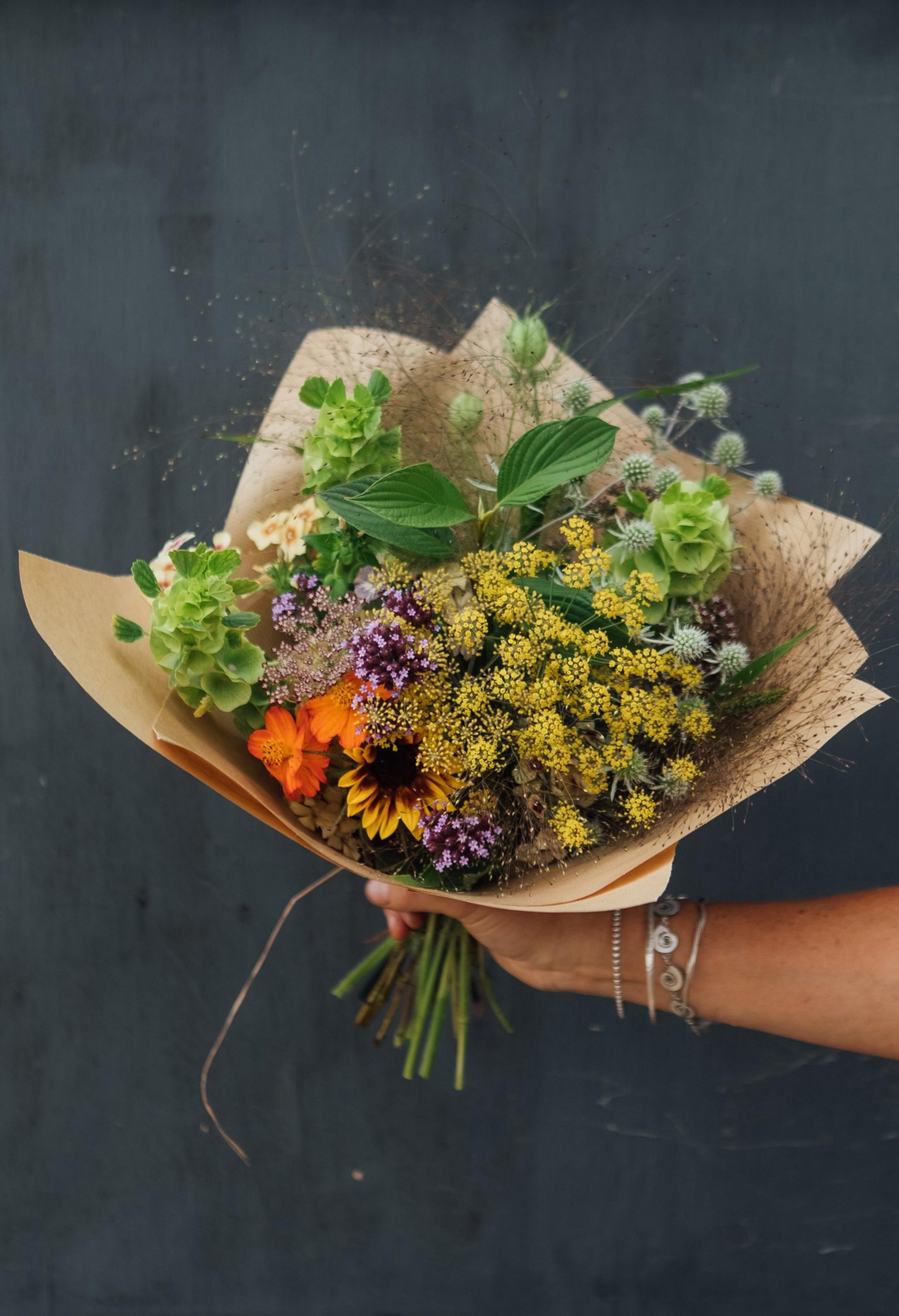 Flower bouquet subscription